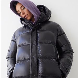 Aritzia TNA Super Puff High Gloss Black XS Coat